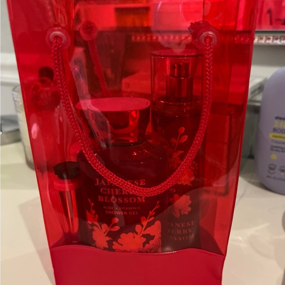 Bath and Body works Japanese Cherry Blossom Set